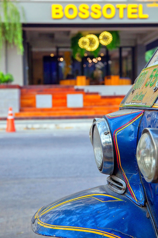 Bossotel Chiang Mai 2/50