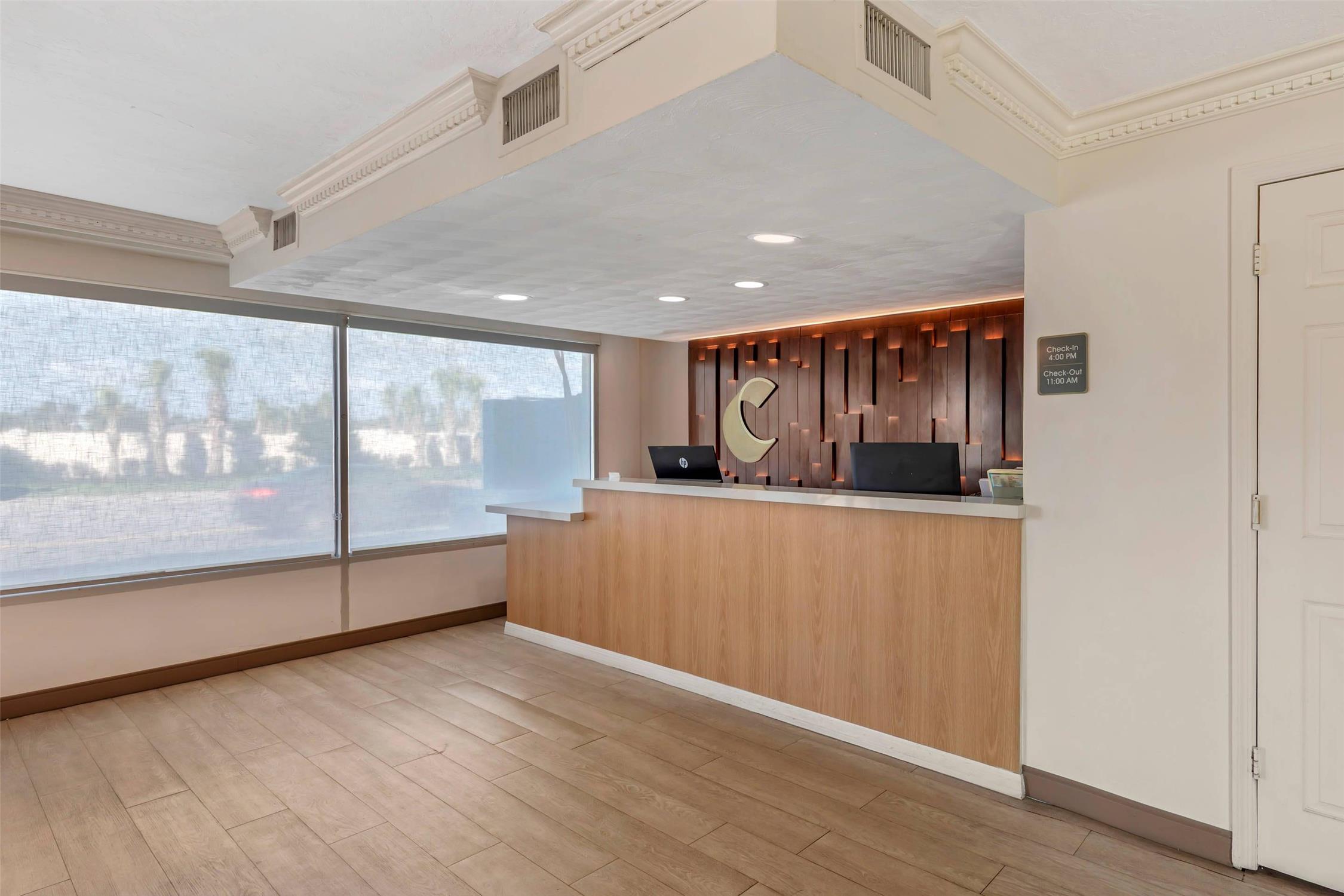 Comfort Inn & Suites Ormond Beach Oceanfront 5/25