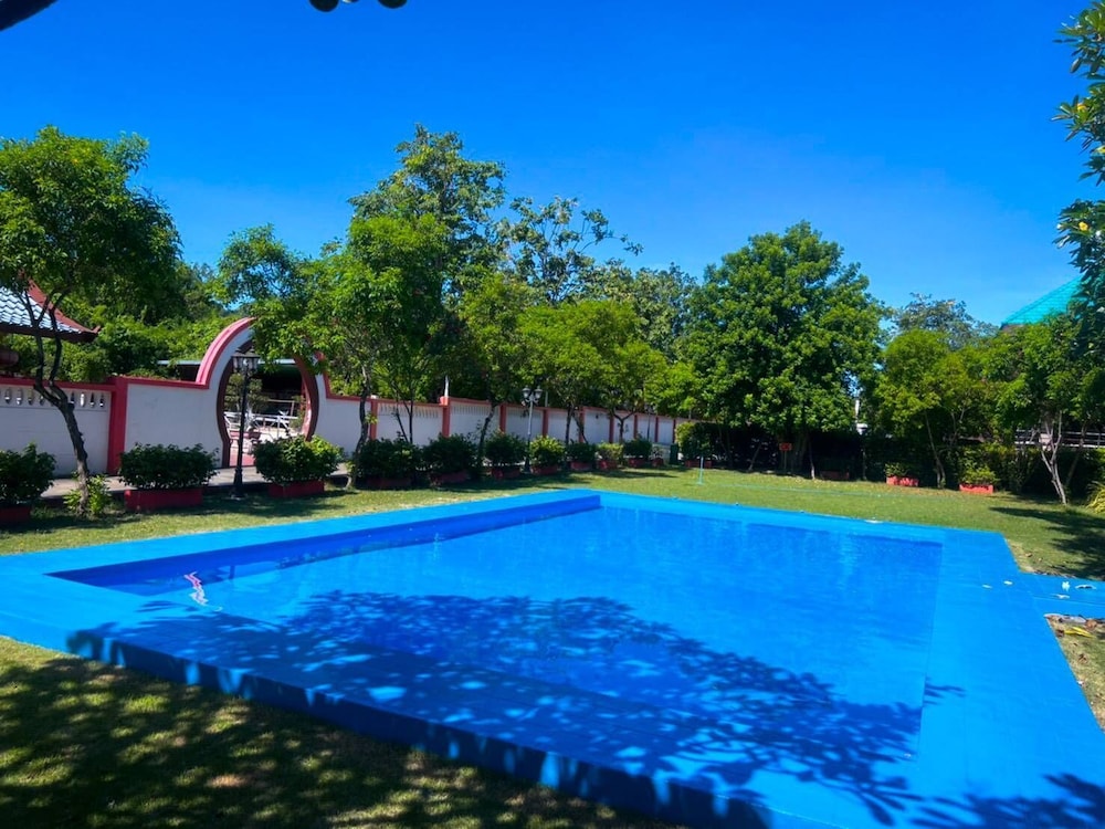 Dream Park Resort 13/75