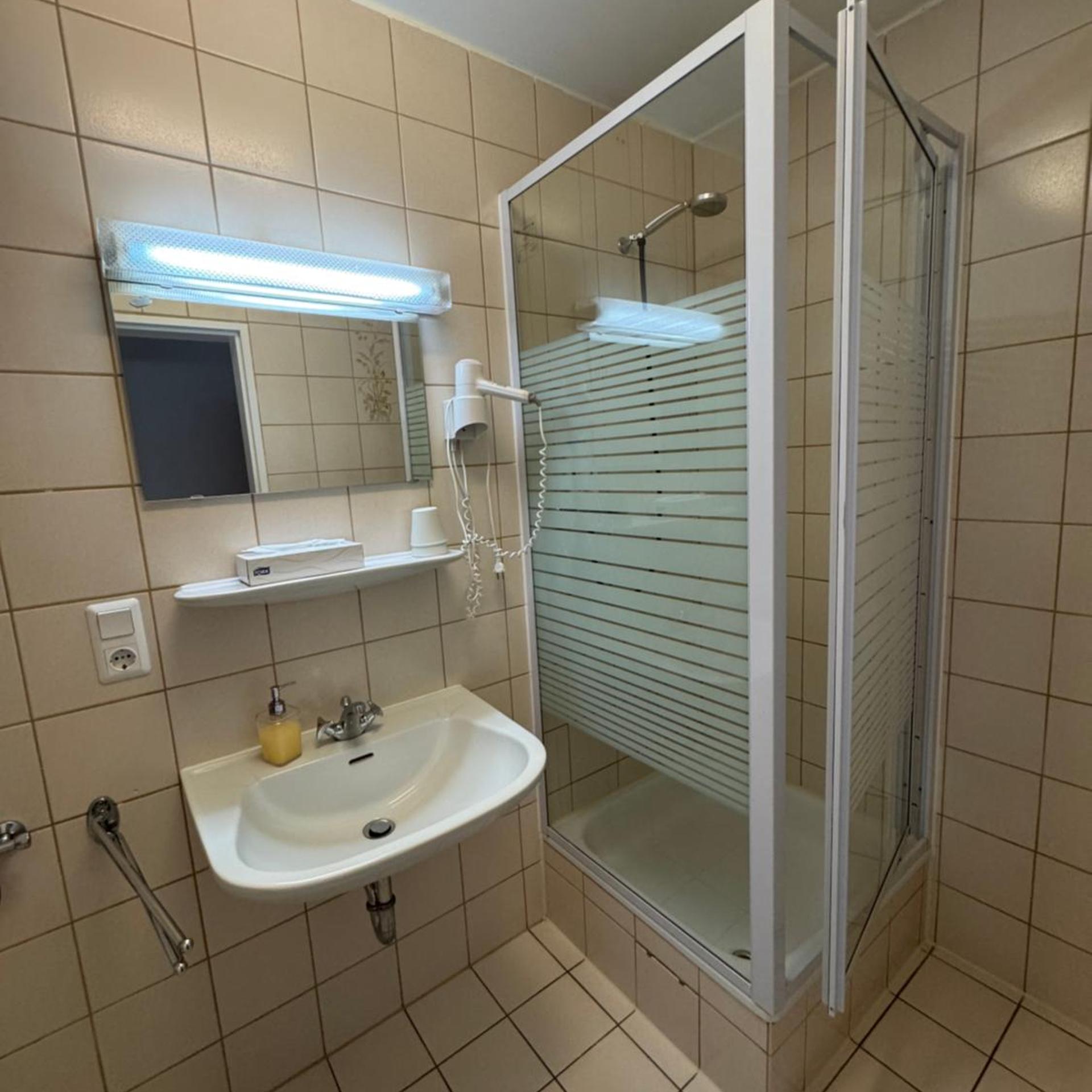 Zur Post Hotel 53/54