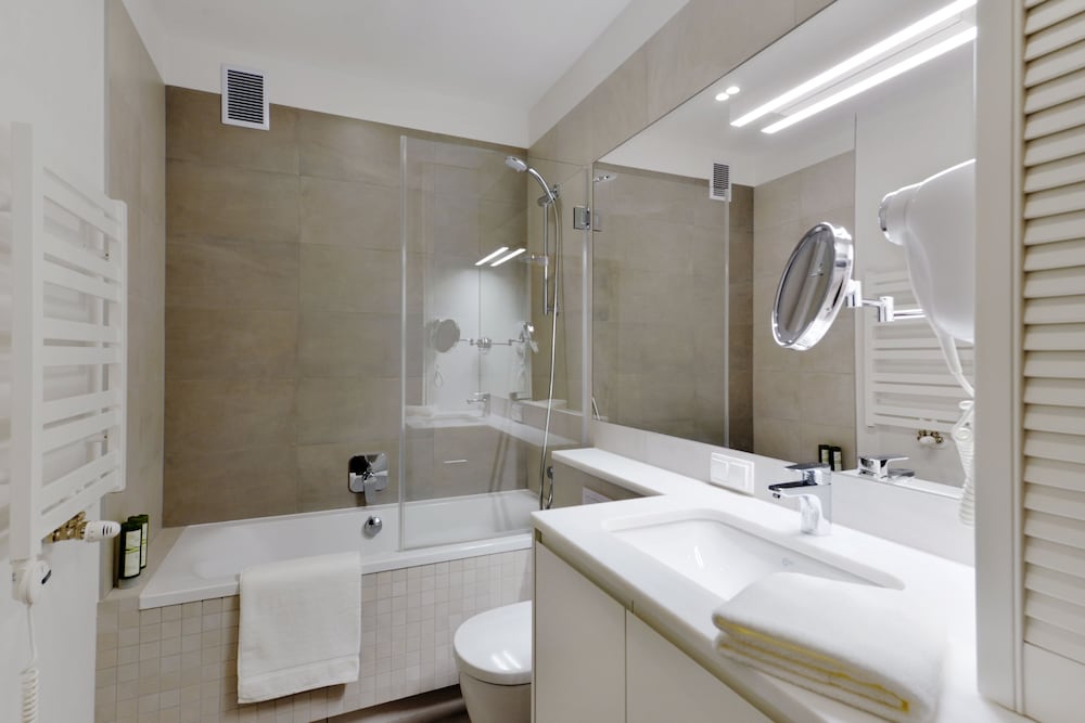 Stradonia Serviced Apartments 76/76