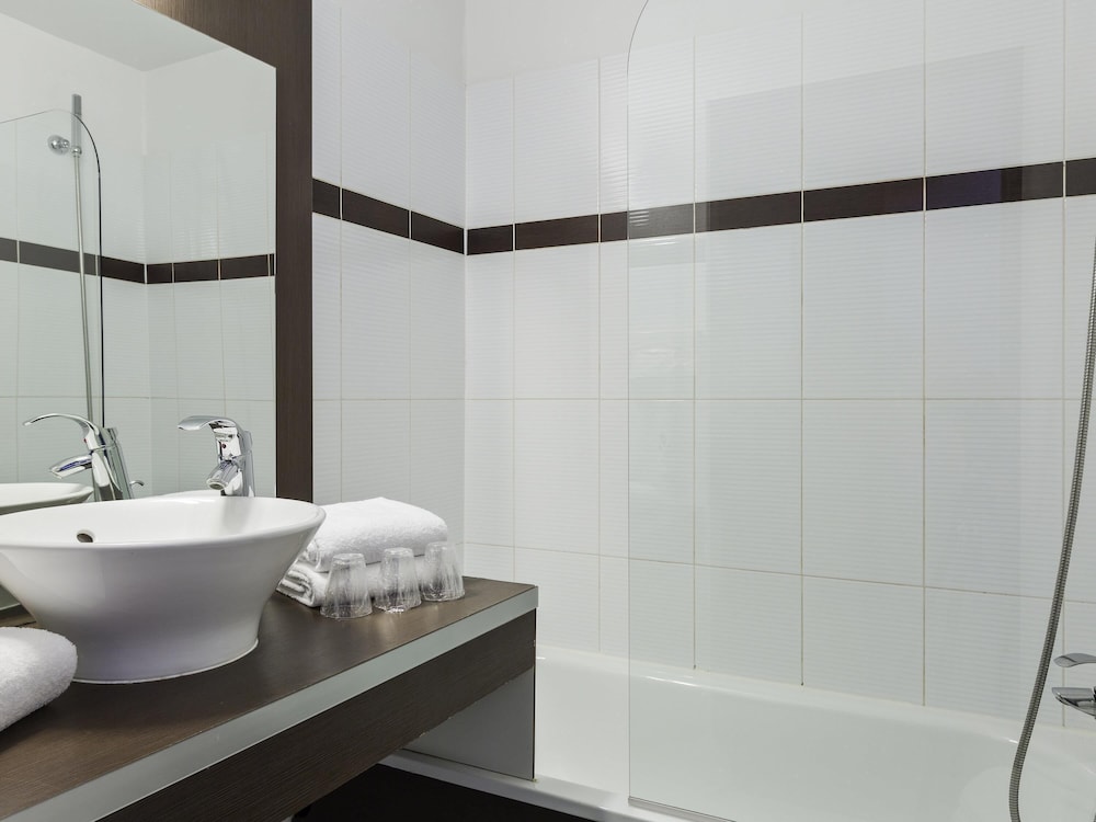 Ibis Styles Massy Opera 36/41