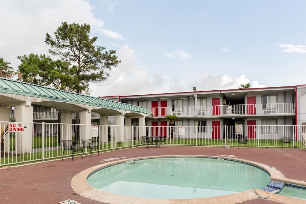 Motel6 Houston Tx East in HOUSTON - TX