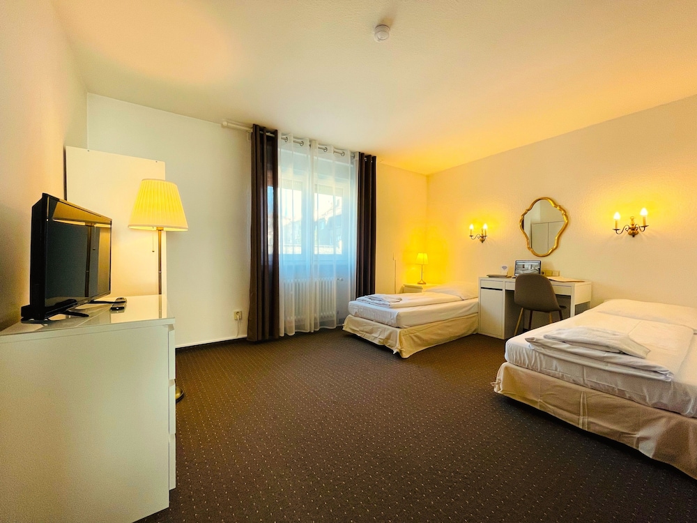 Hotel Moguntia 7/66