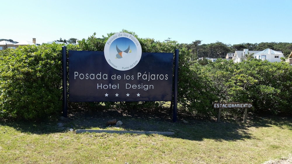 Posada De Los Pajaros 6/69