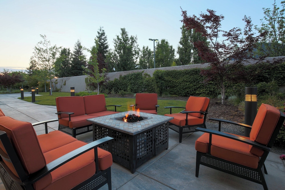 Courtyard By Marriott Chico 38/66