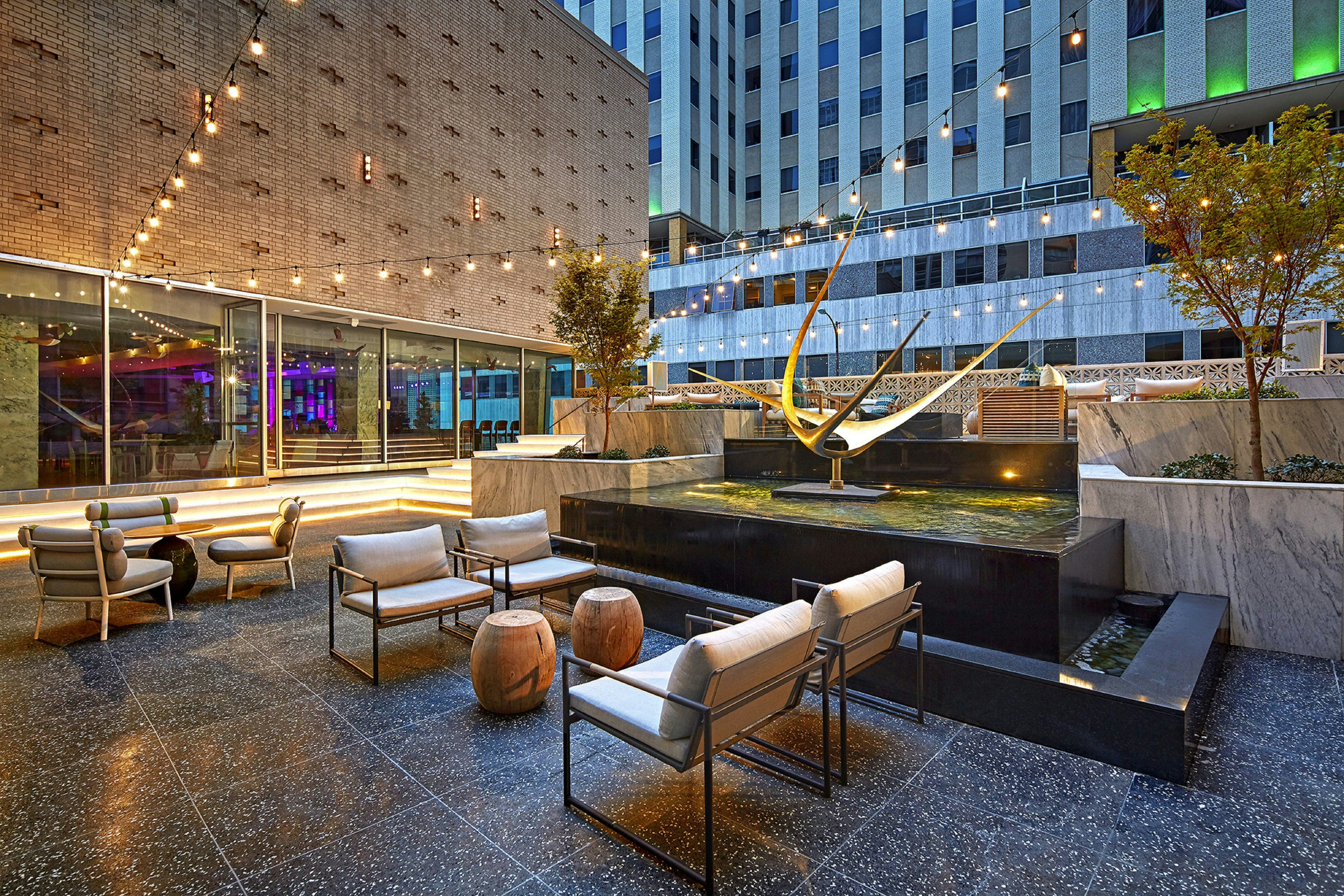 The Statler Dallas Curio Collection By Hilton 27/50