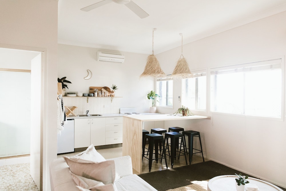 Brunswick Chalet 55/70