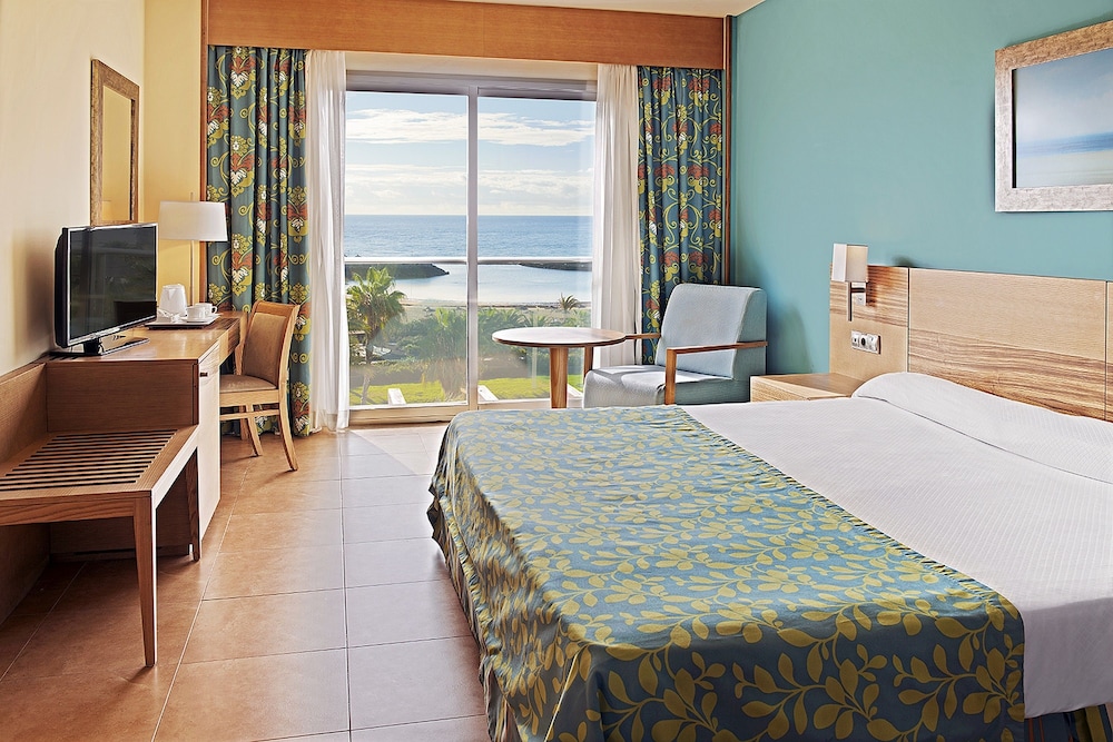 Elba Carlota Beach & Convention Resort 28/72