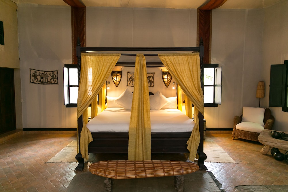 Lodge K Hôtel &amp; Spa 25/77