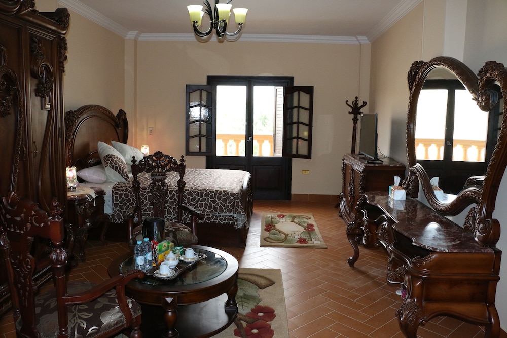 Ramosa Guest House 25/45