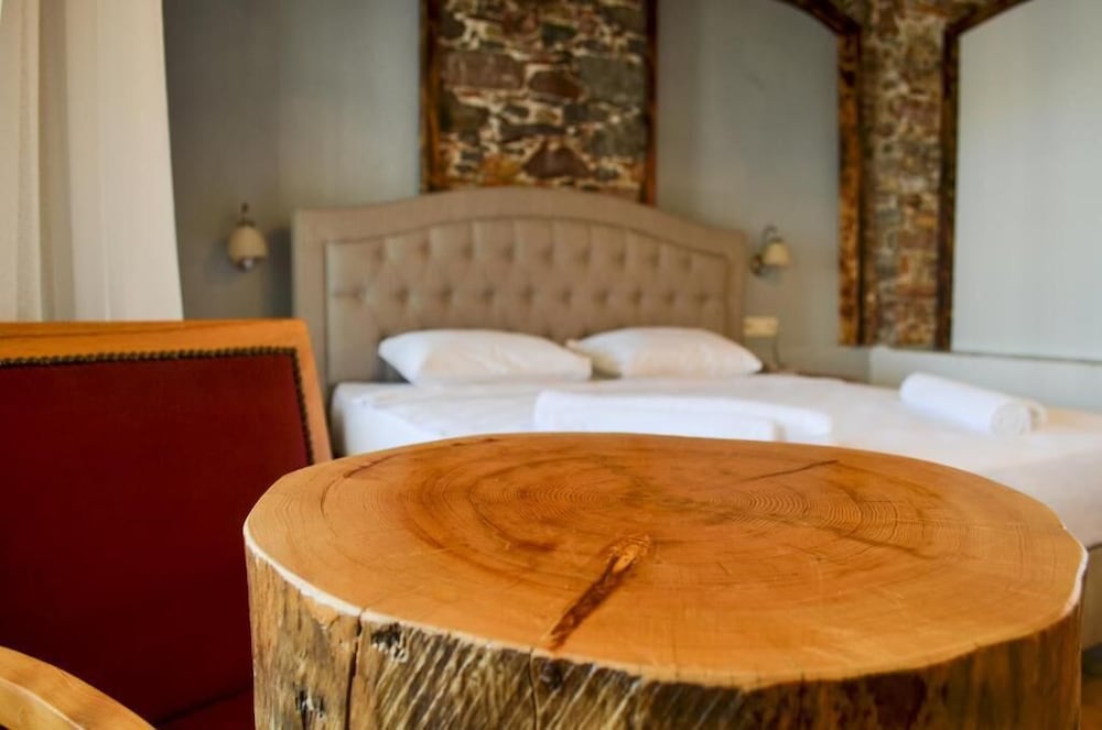 AKKAN LUXURY HOTEL 55/84
