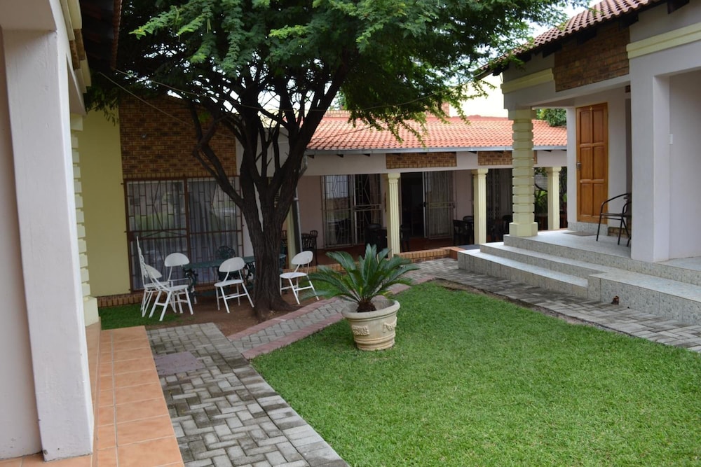 Kamogelo Guest House 34/47