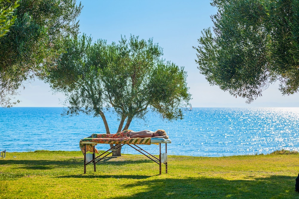 Xenios Anastasia Resort & Spa 65/71