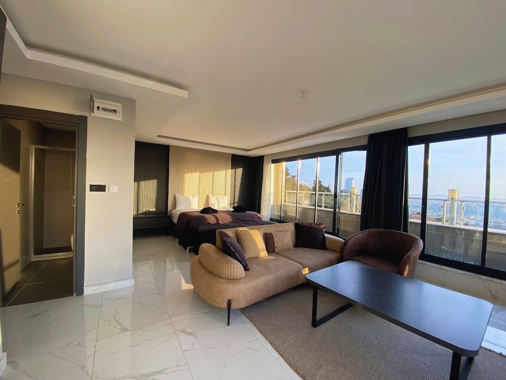 Elite Marmara Bosphorus Camlica 28/49