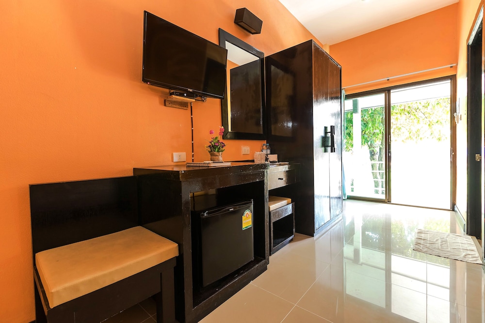 Phi Phi Chang Grand Resort 50/71