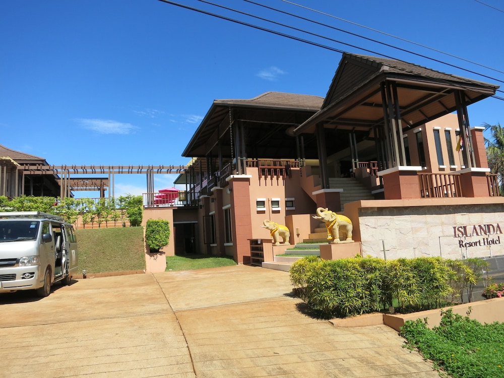 Islanda Resort Hotel 58/63
