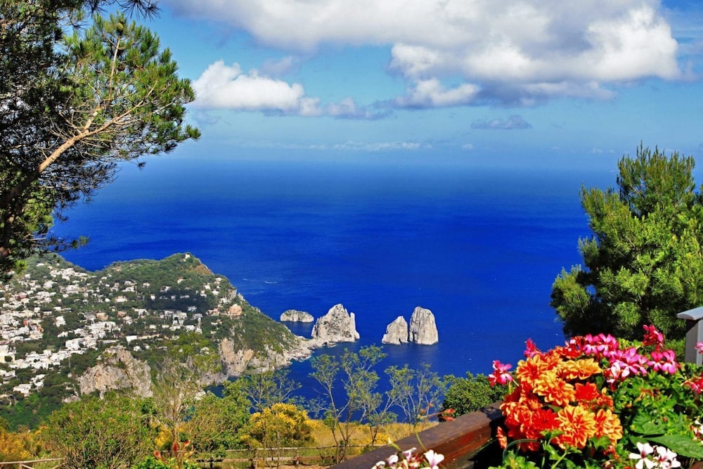 La Ninfa Di Capri 34/45