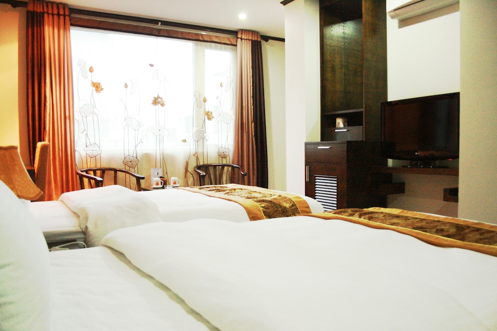 Hoang Anh 1 Hotel 8/13