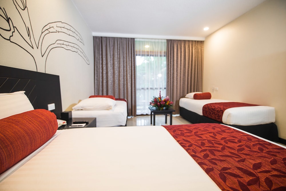 Tanoa International Hotel 13/36
