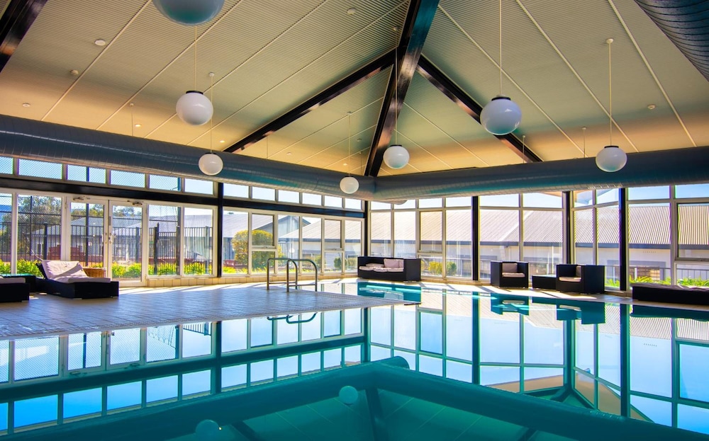 Horizons Lake Jindabyne 42/80