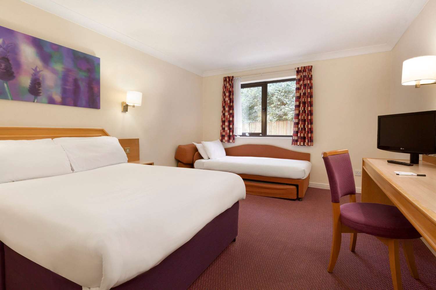 Days Inn by Wyndham Southampton Rownhams 5/10