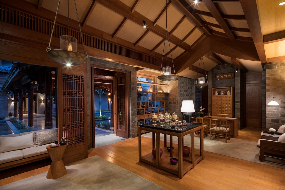 Jinmao Purelax Lijiang, The Unbound Collection By Hyatt 43/70