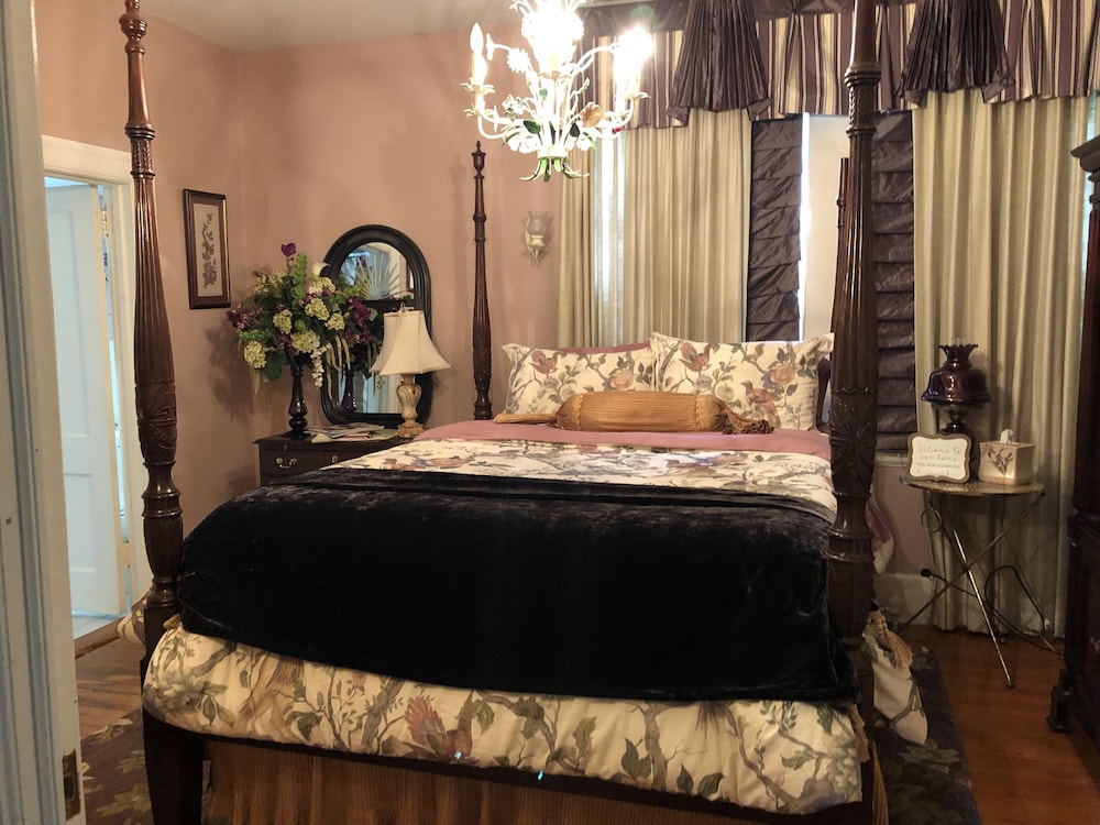 Angie's B&B 14/41