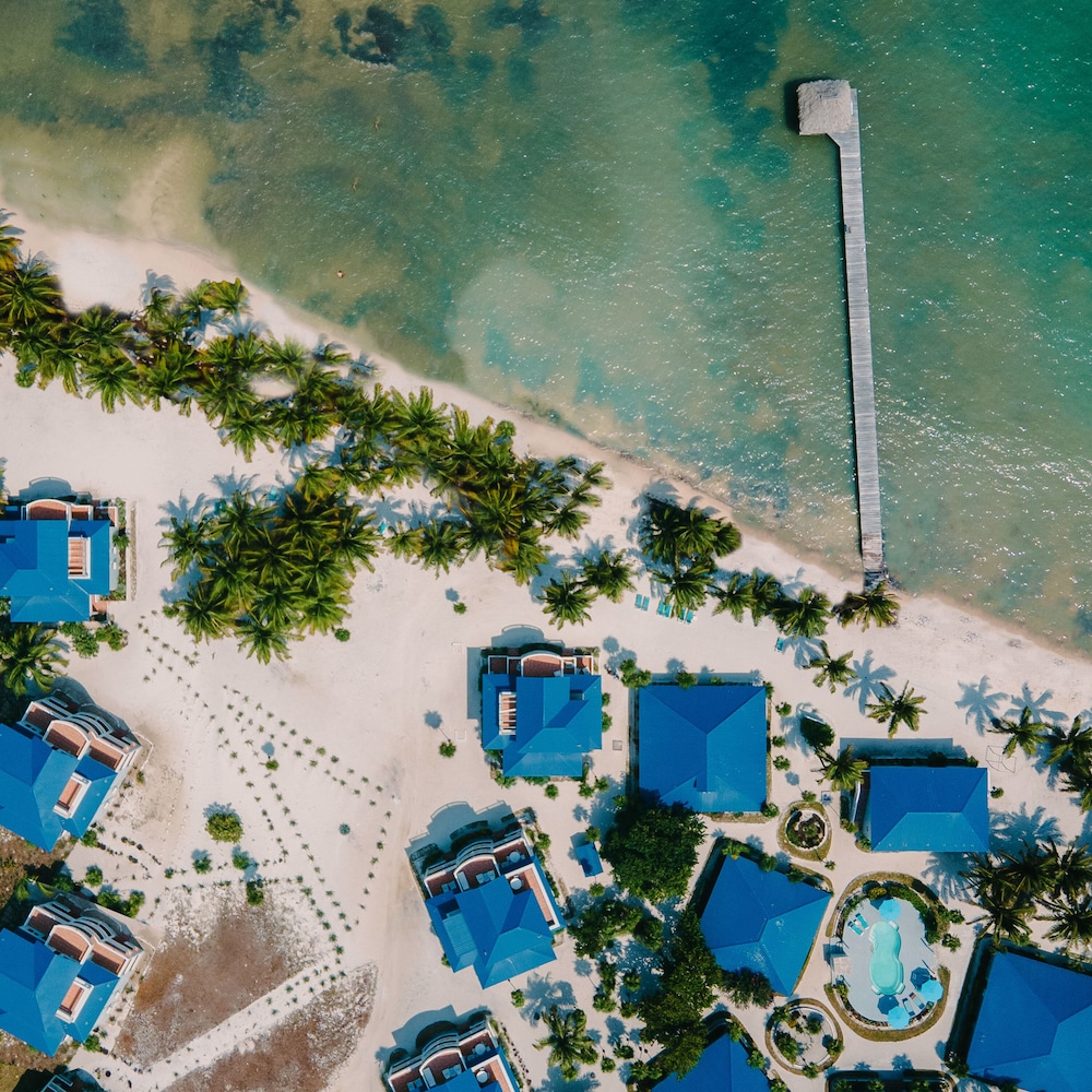 Sapphire Beach Resort 63/77