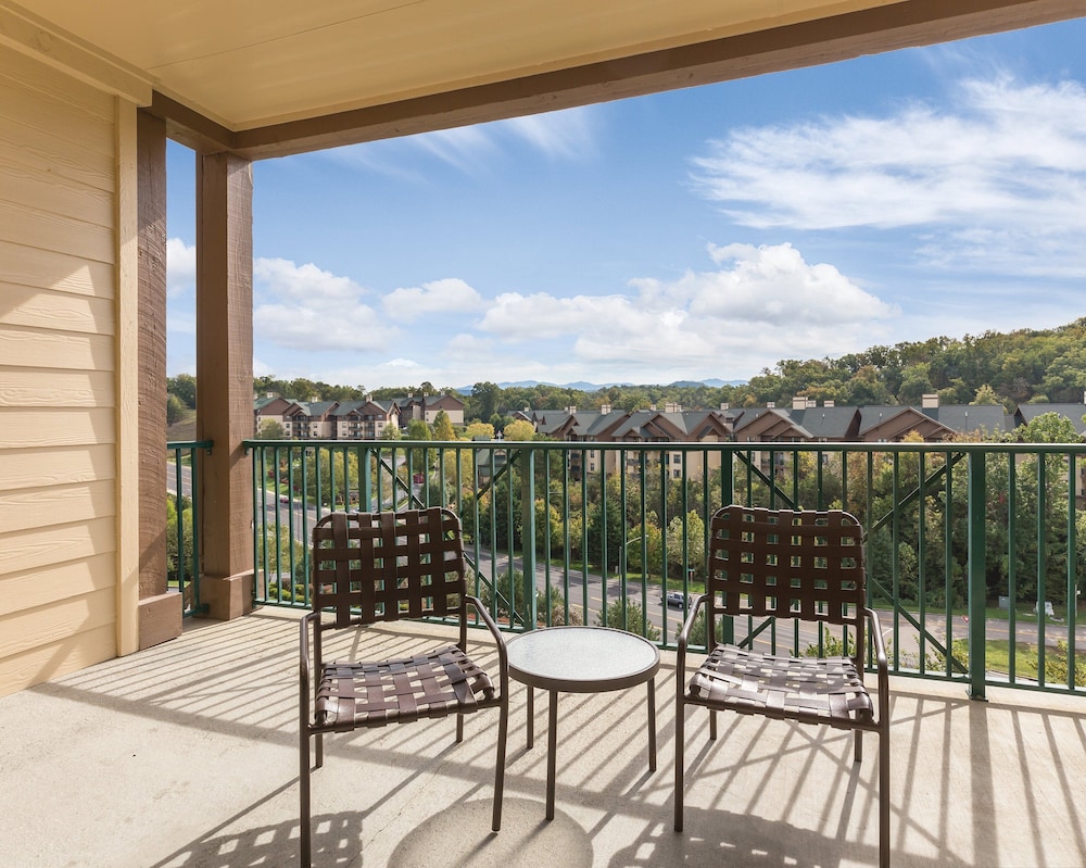 Club Wyndham Smoky Mountains 13/46