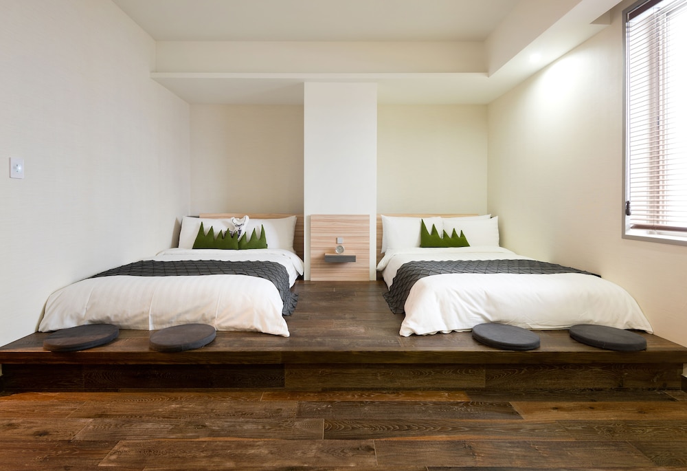 Metro Hotel Myeongdong 23/71