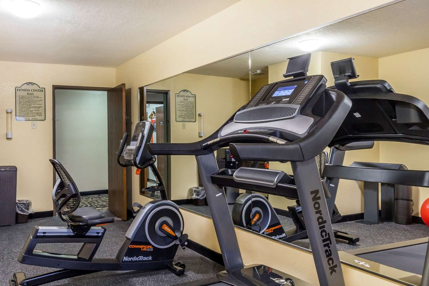 Quality Inn Lamar 18/26