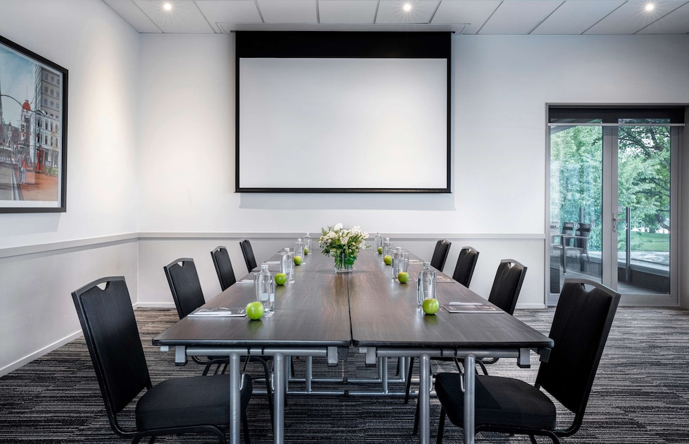 Rydges Latimer Christchurch 42/50