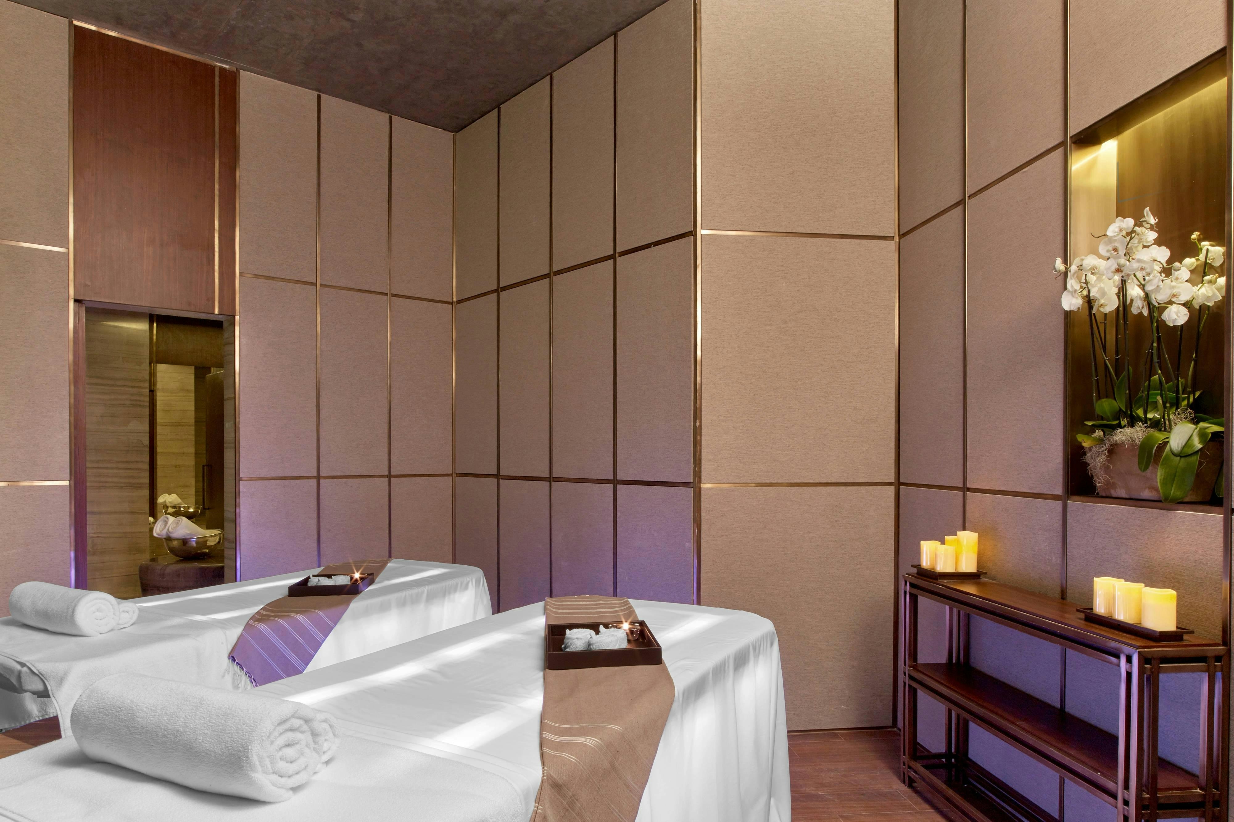 The St. Regis Istanbul 6/50