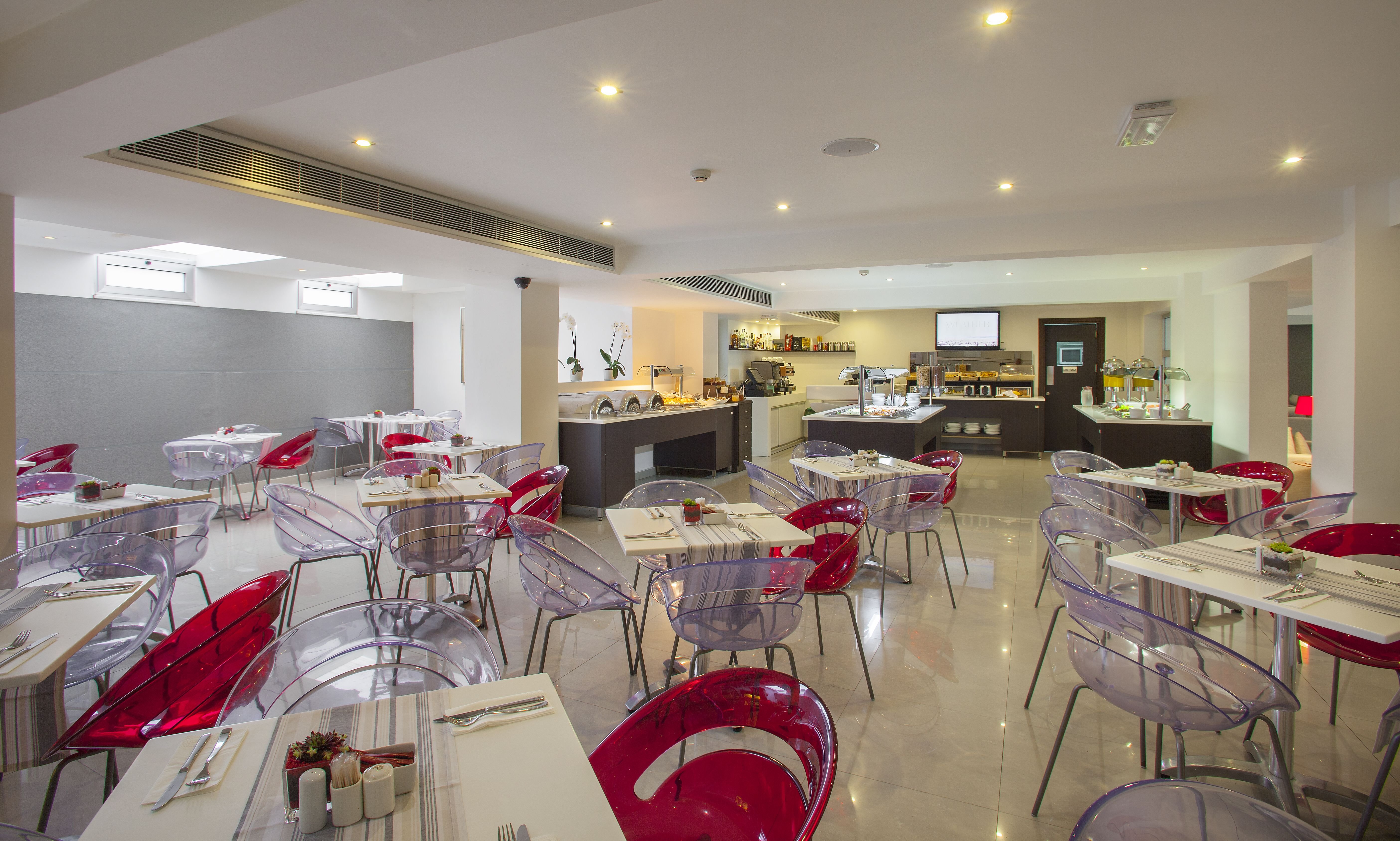 ibis Styles Larnaca Finikoudes Beach 22/32