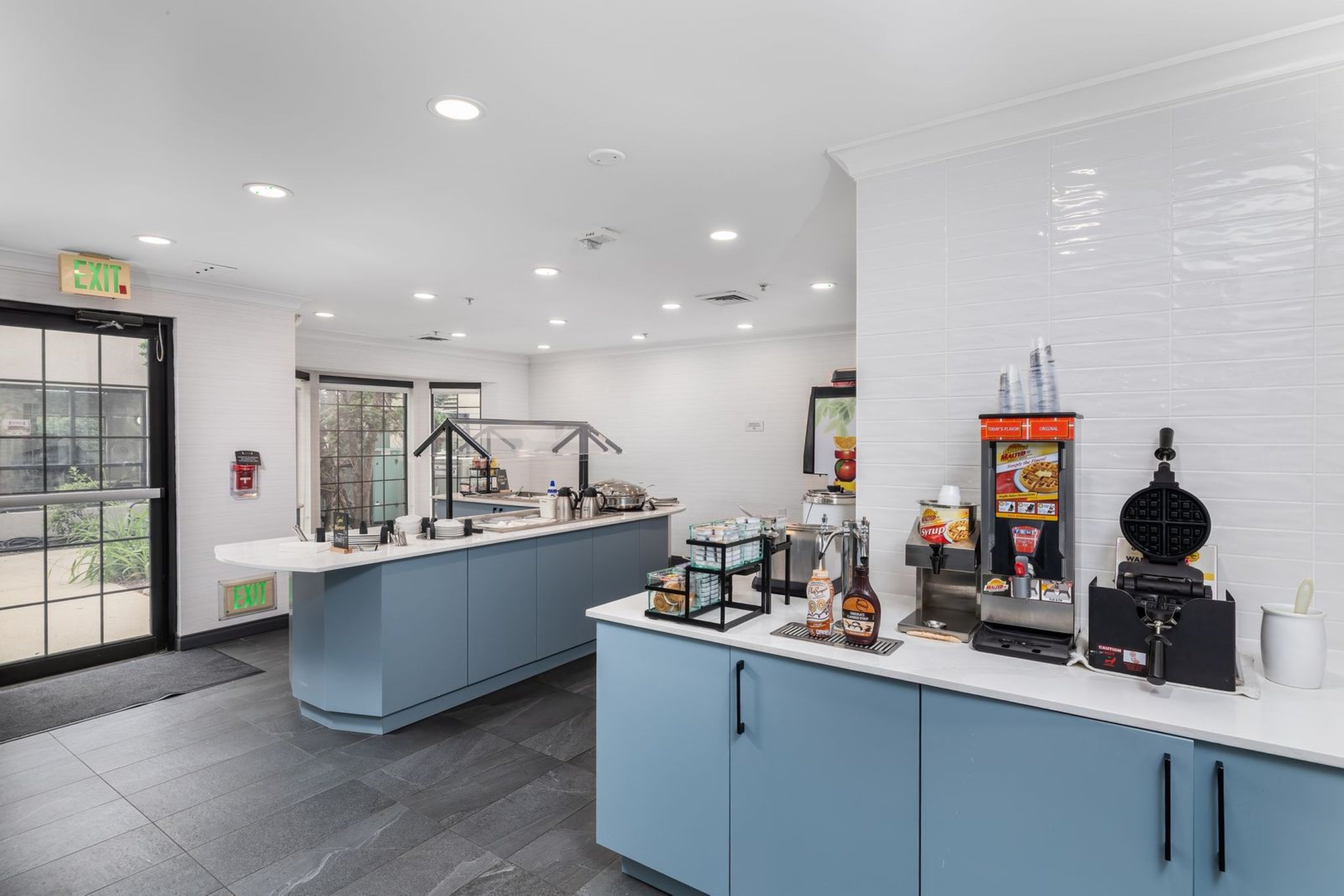Staybridge Suites Madison-East 7/52