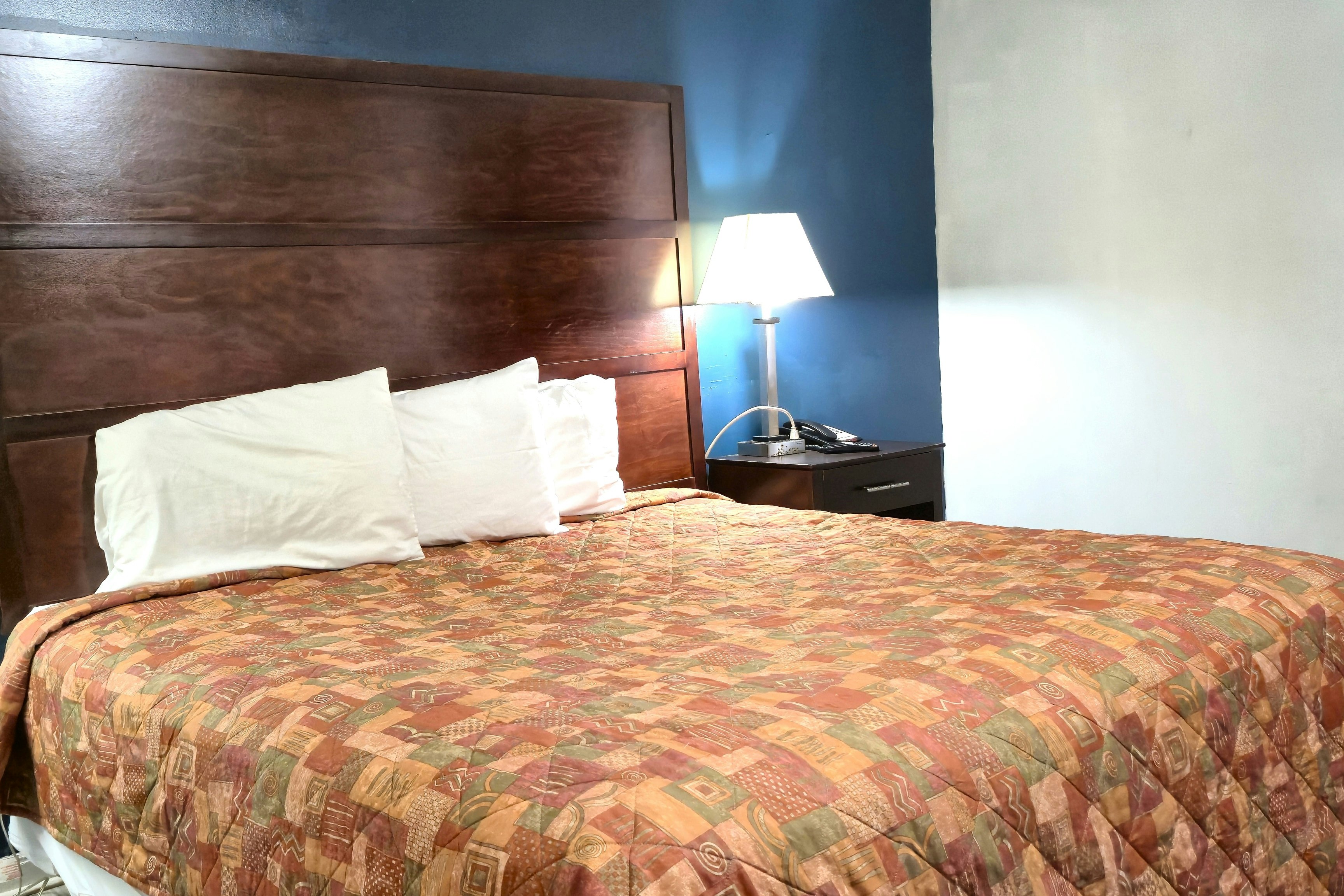 Holiday Motel by Belvilla Cleveland, TN 30/44