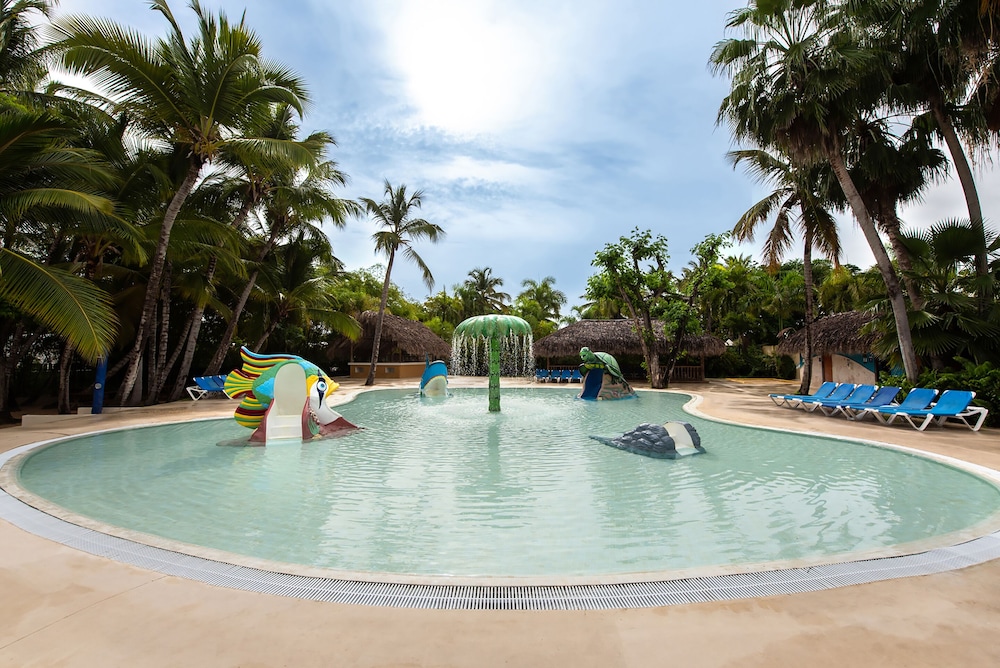 Grand Sirenis Punta Cana Resort 69/79