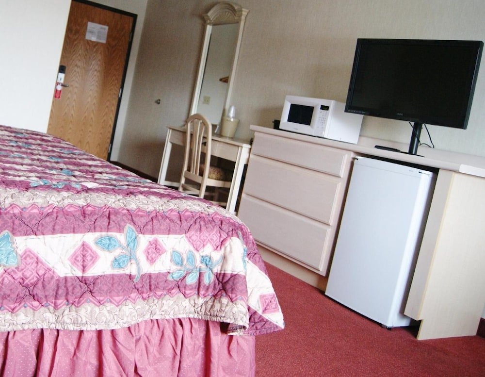 Meadow Court Inn 48/52