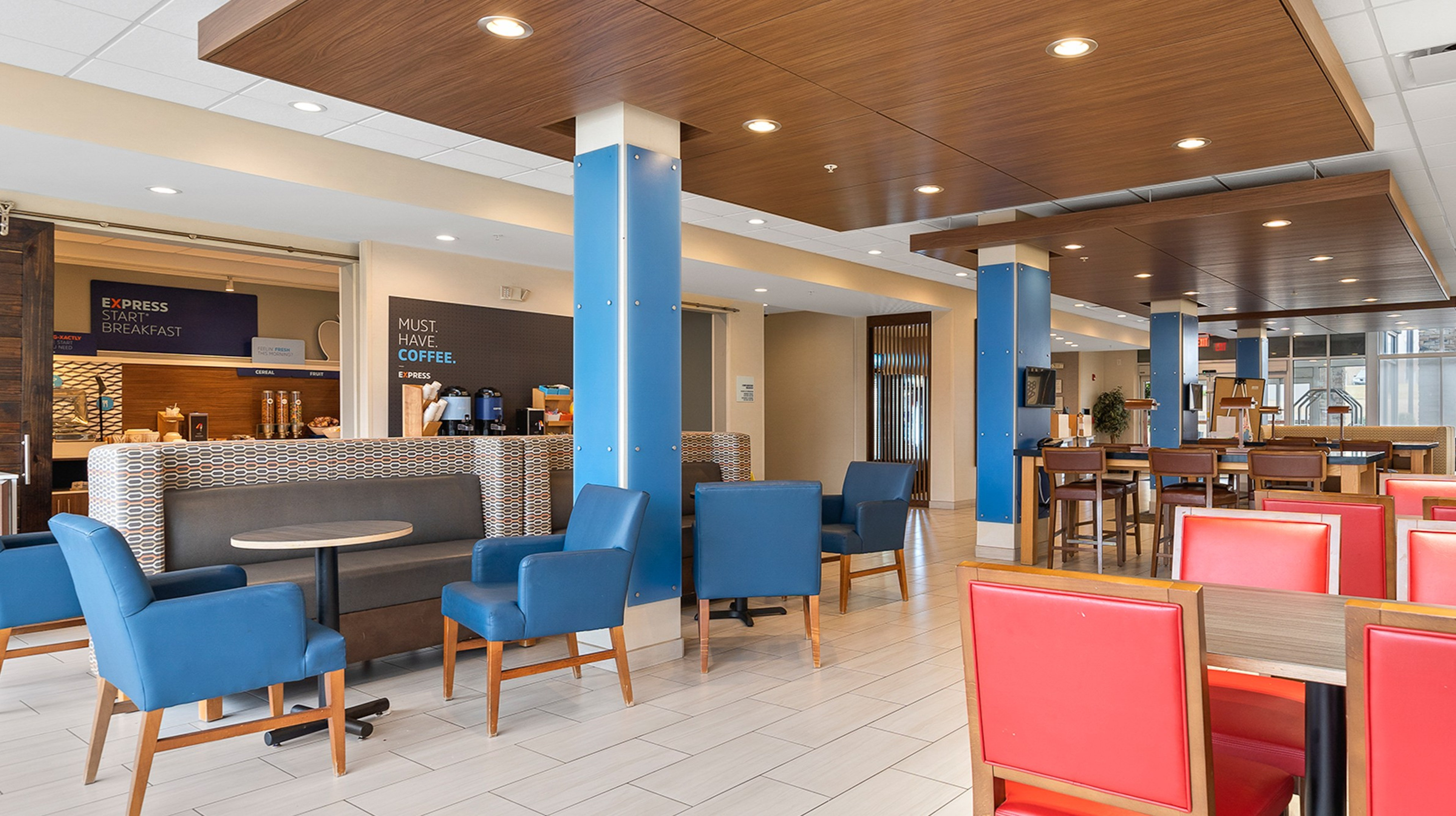 Holiday Inn Express Macon North 42/69