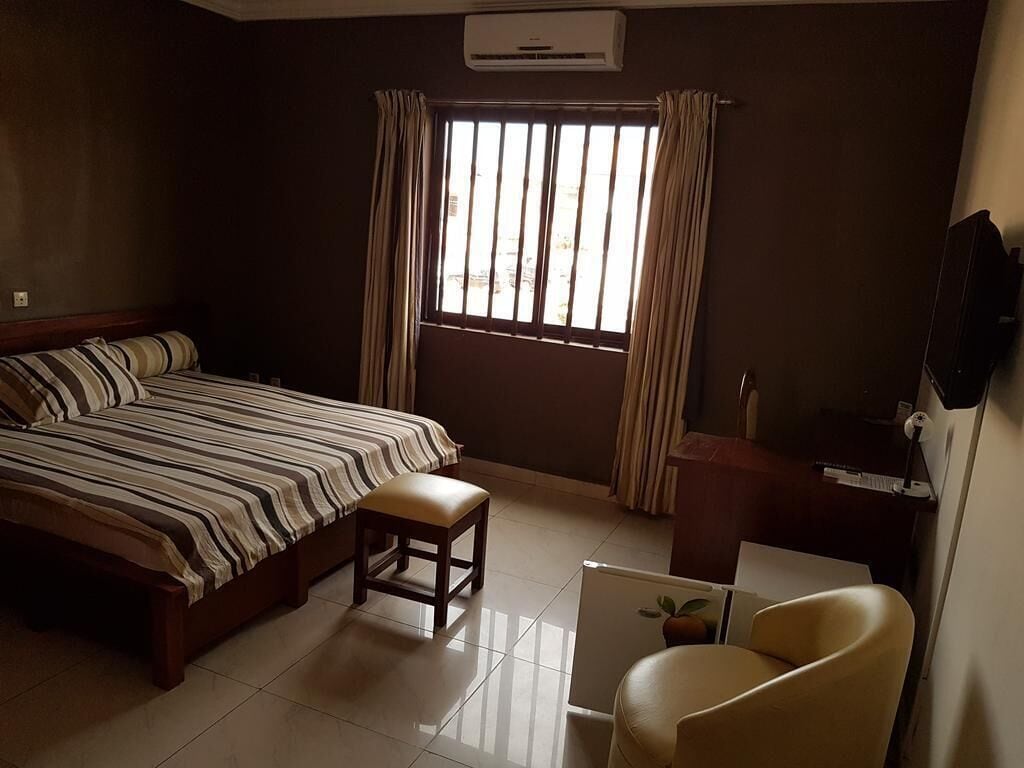 Room at Hotel Acropole, COTONOU