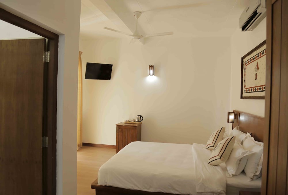 Hotel Tamarind Tree Tissamaharama 13/60