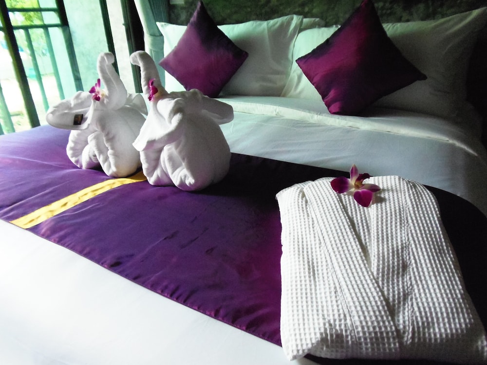 Maneetel Krabi Beachfront 15/50