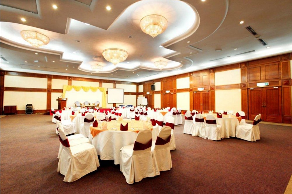 Sutra Beach Resort Spa 42/53
