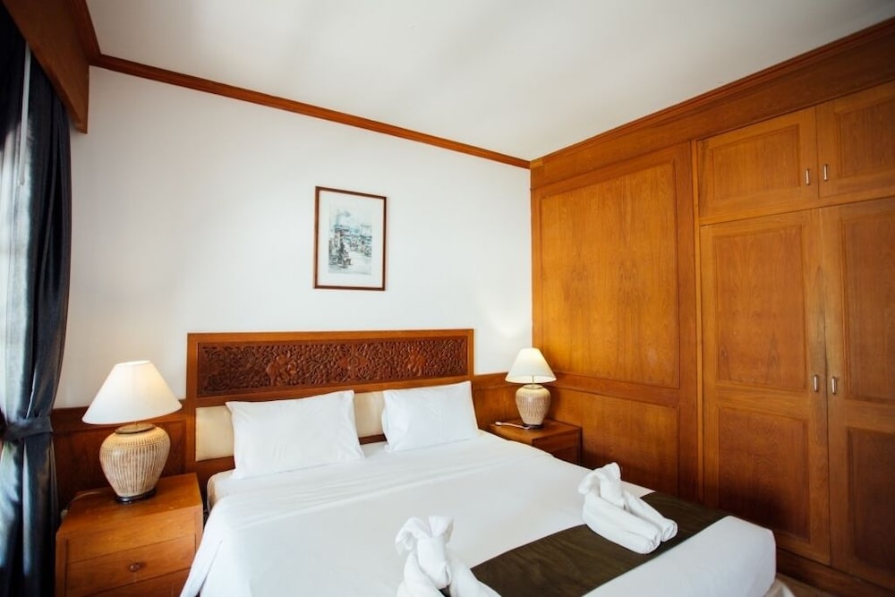 SUPERIOR, BUNGALOW, DOUBLE BED