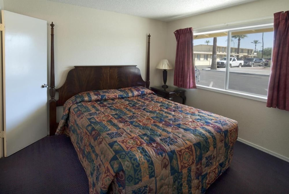 American Executive Inn 26/58