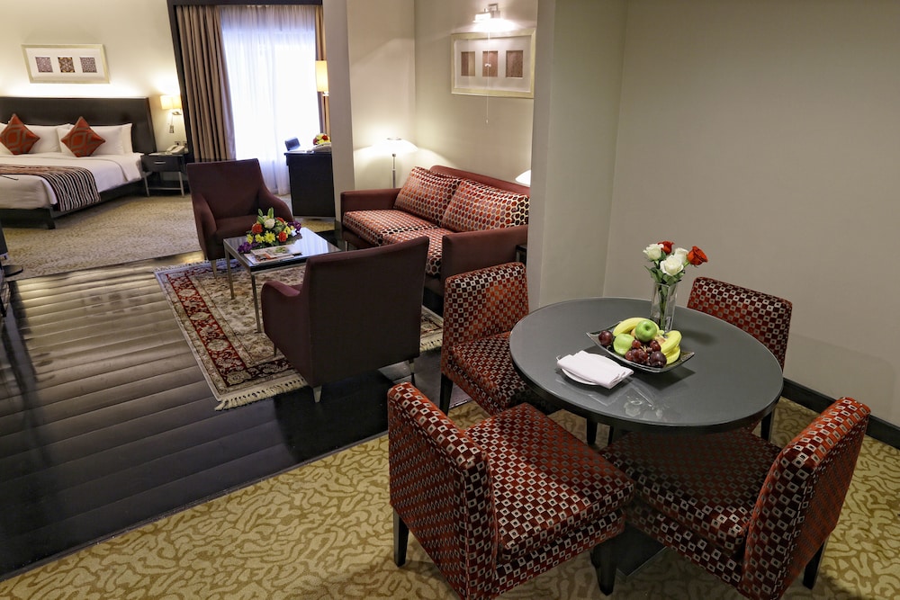 Ramada Plaza By Wyndham Dubai Deira 38/50