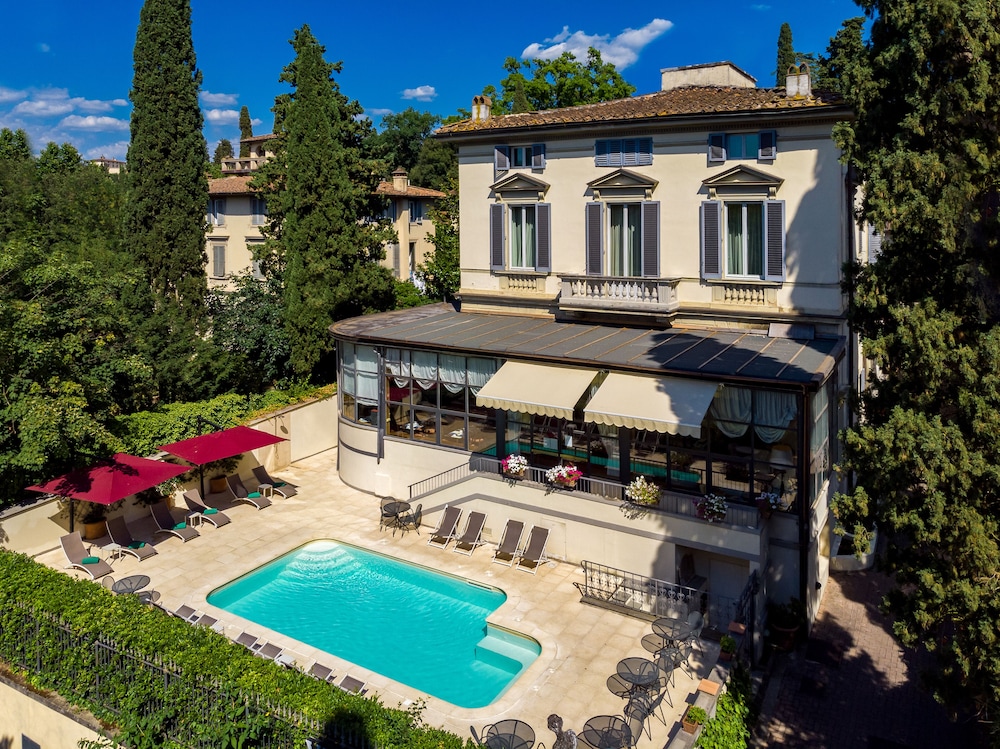 Villa Carlotta 49/56