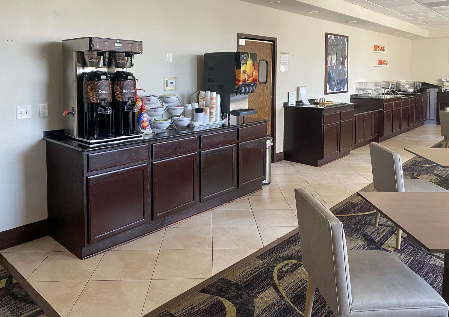 MainStay Suites Conover-Hickory 27/32