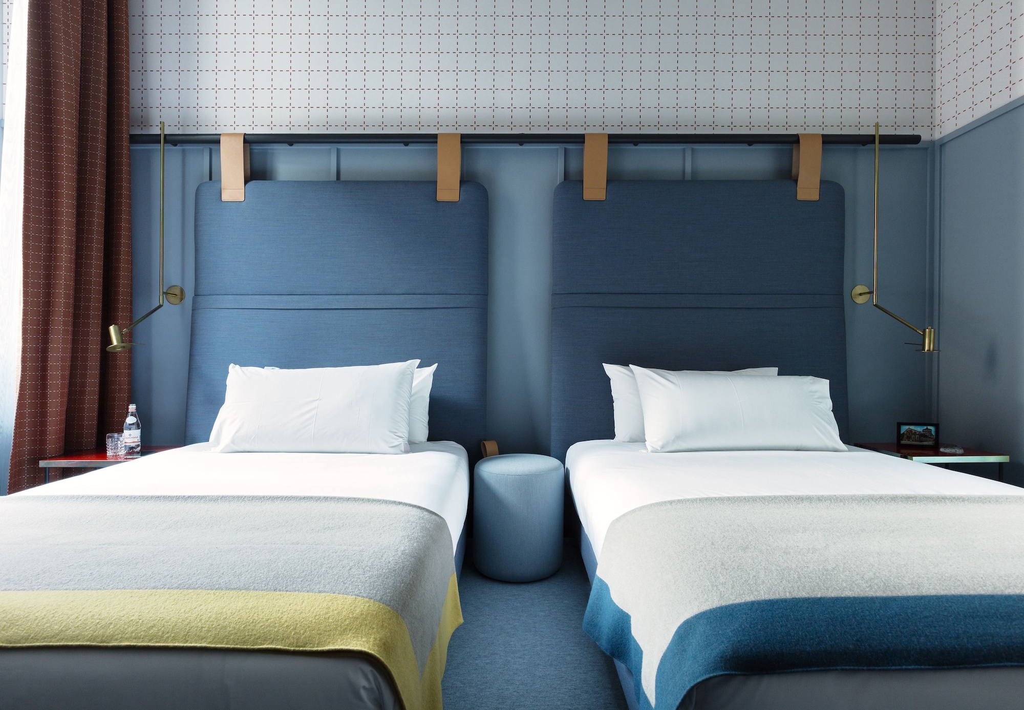 STANDARD, DOUBLE OR TWIN BED